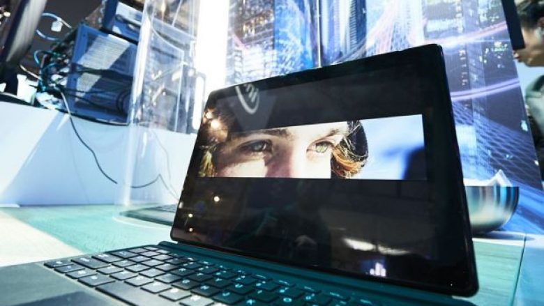 Intel introduces new project for laptops with 5G and AI