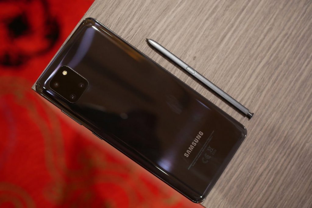 What was Samsung thinking when it introduced two weird Galaxy S10 Lite and Note 10 Lite phones