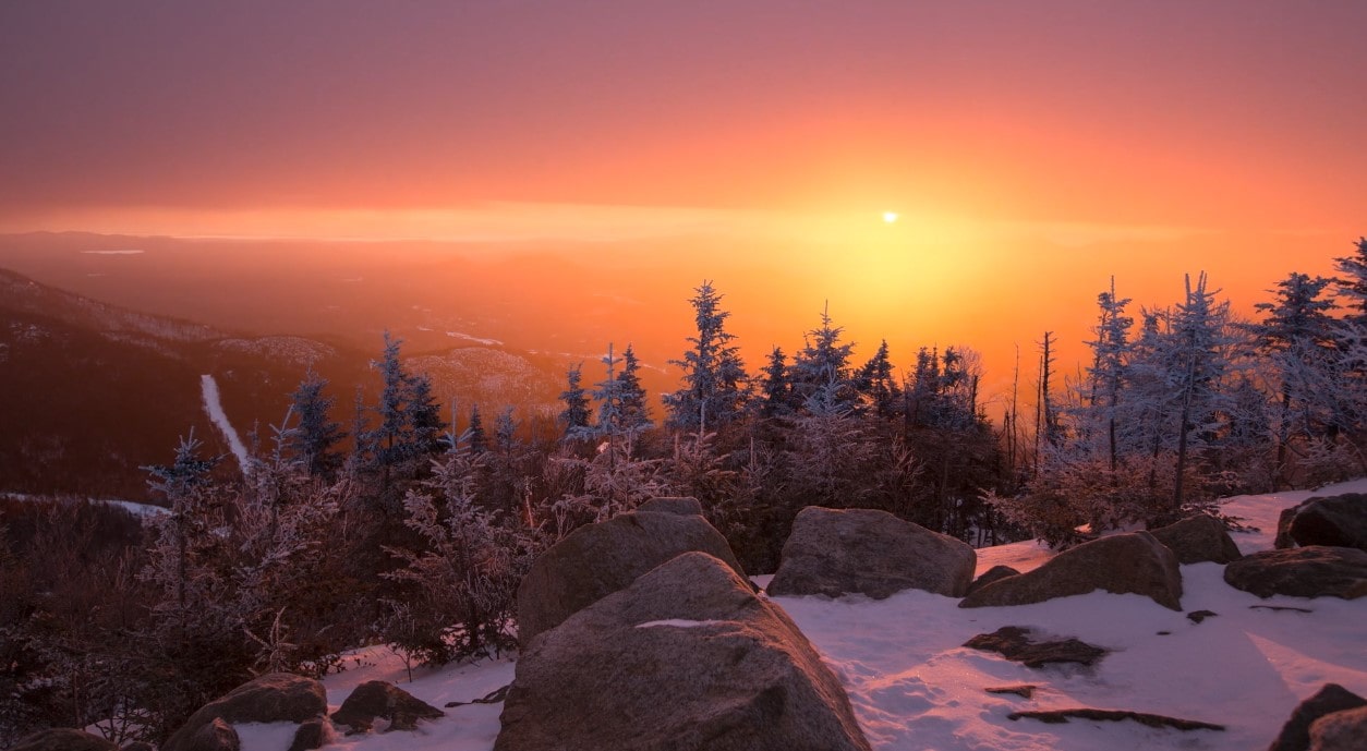 Sunrise from the of Gondola on Whiteface Live Wallpaper