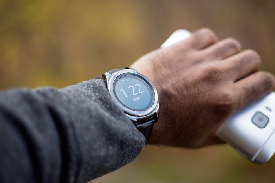 The Ultimate Smartwatch Buying Guide,
