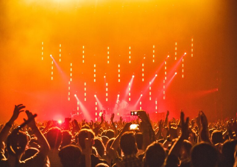 3 Live Acts to Hire for More Party Pep 3 Live Acts to Hire for More Party Pep