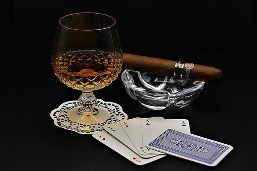 Amazing Gift Ideas for Cigar Enthusiasts,