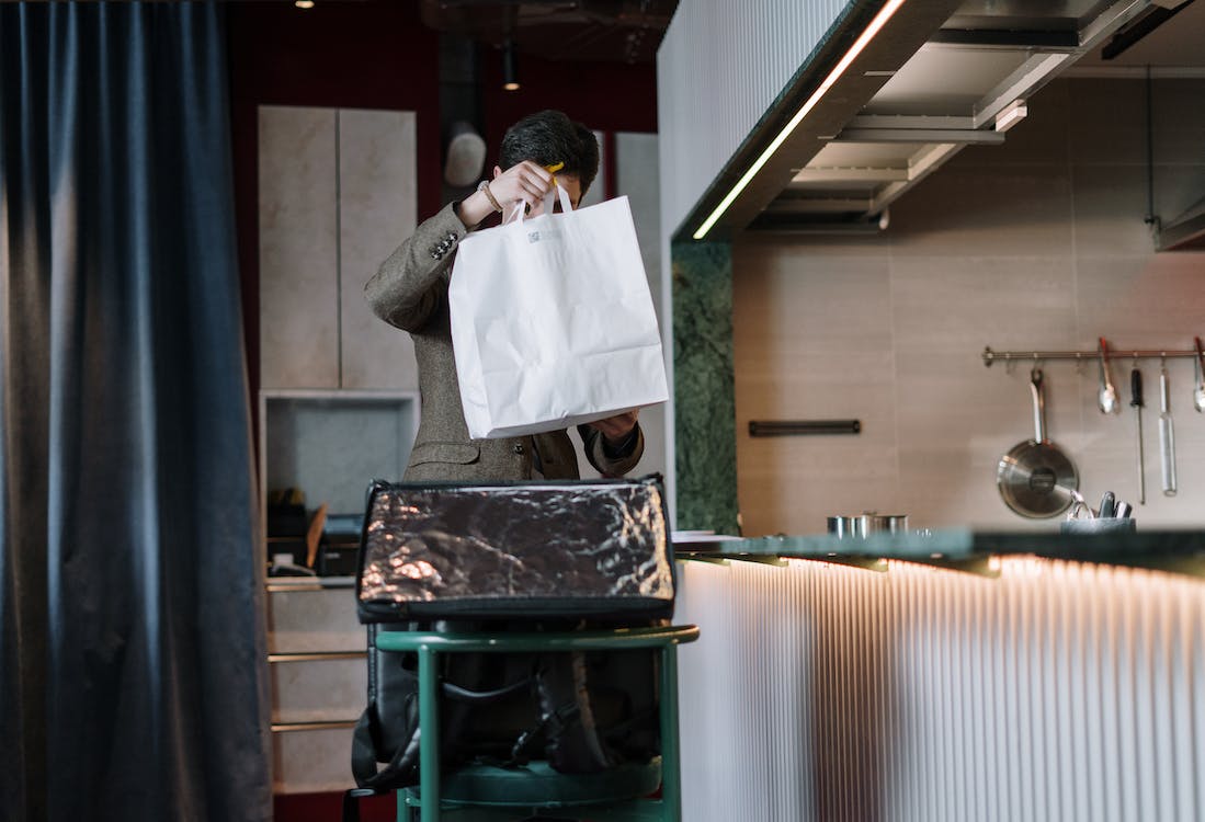 How do you pack your kitchen,