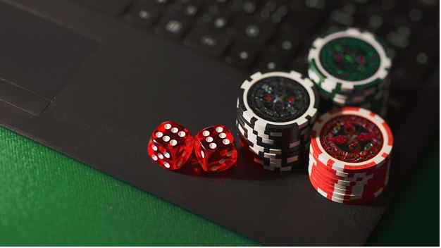 How to Play Online Casinos: A Beginner's Guide